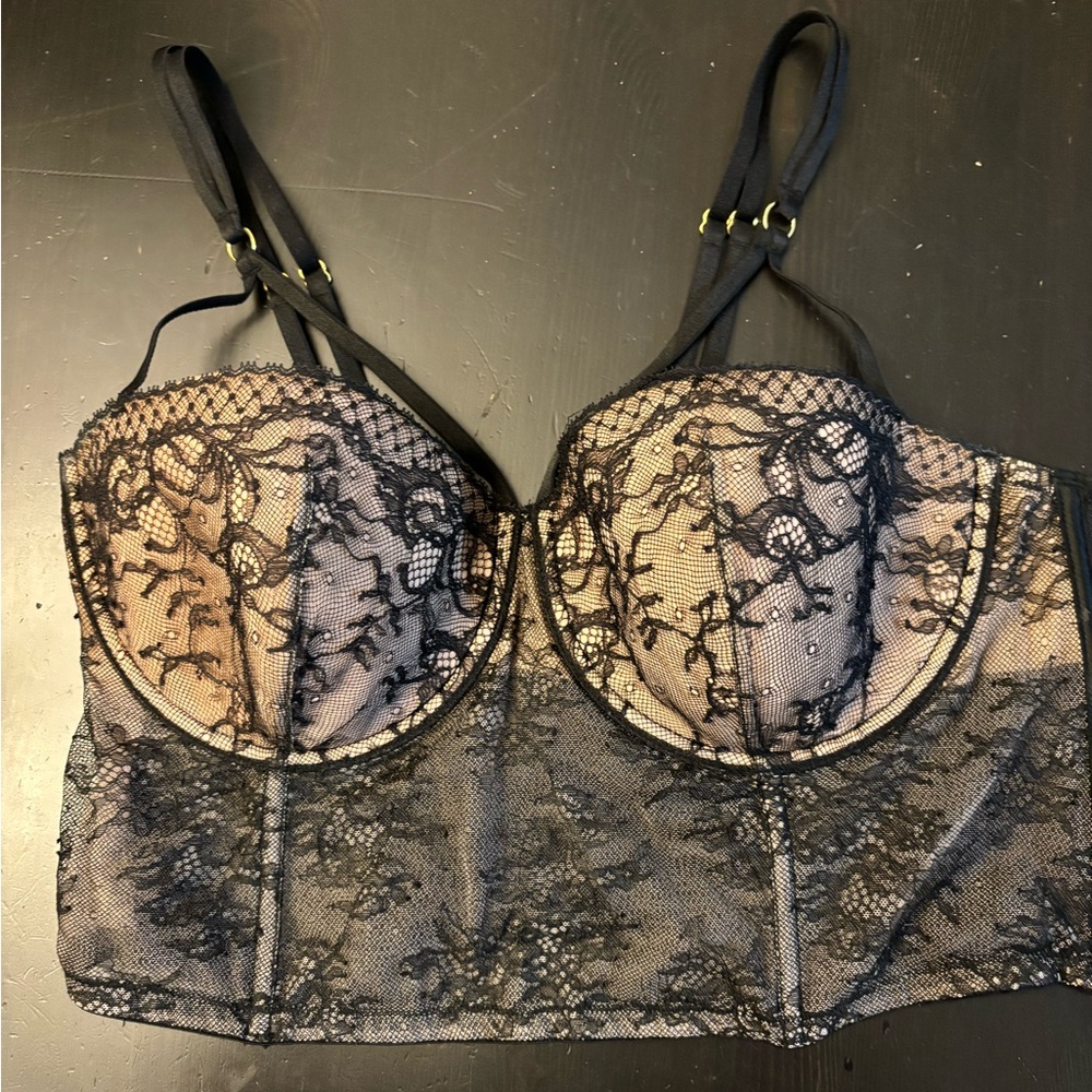Victoria's Secret Very Sexy- black lace corset with underwire.Size 36DD